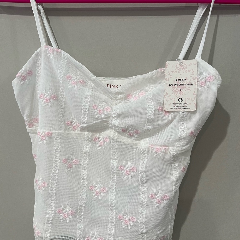 Pink Rose White and Pink Floral Top